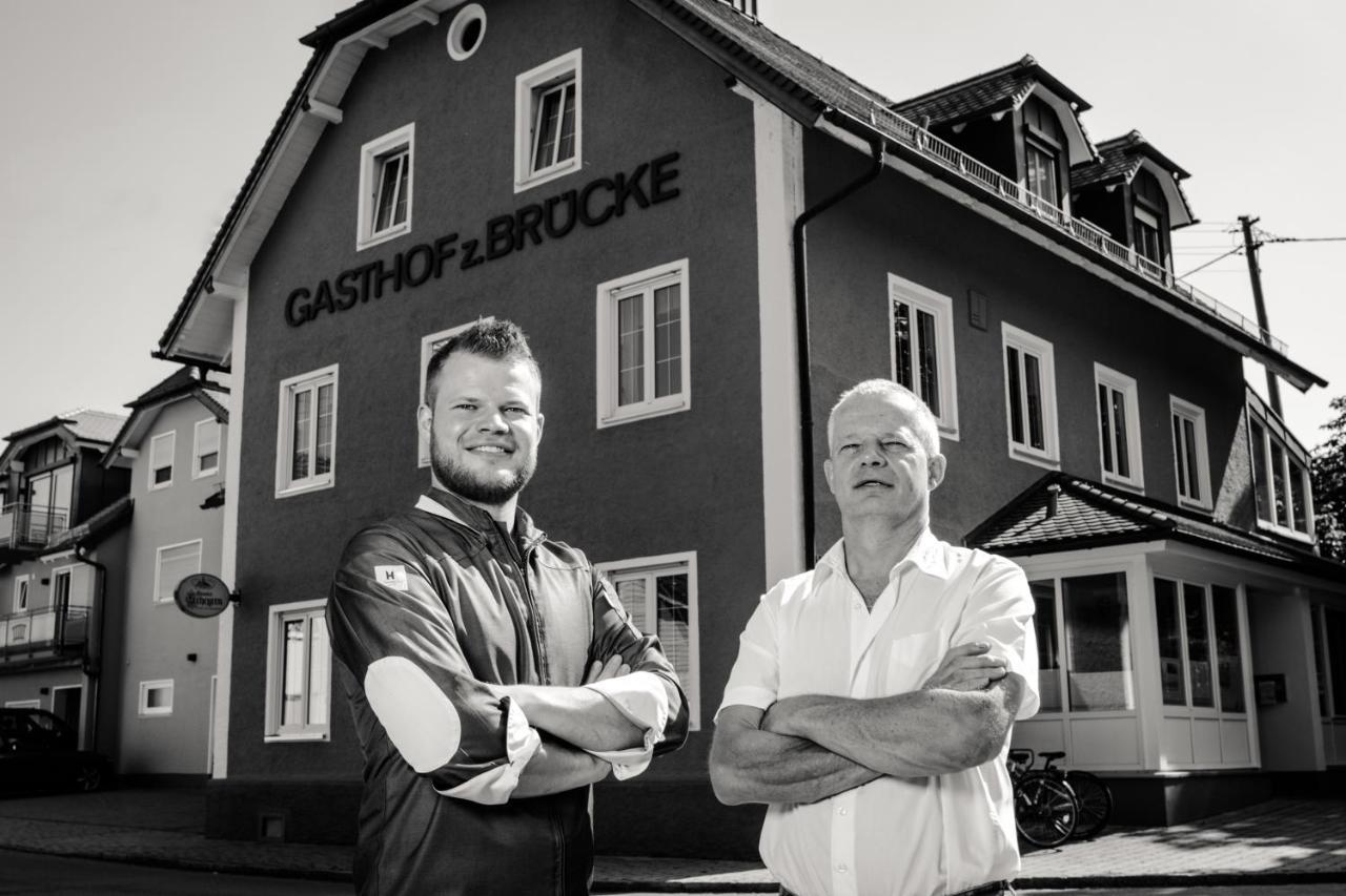 Gasthof Zur Bruecke Kaufering Exterior photo